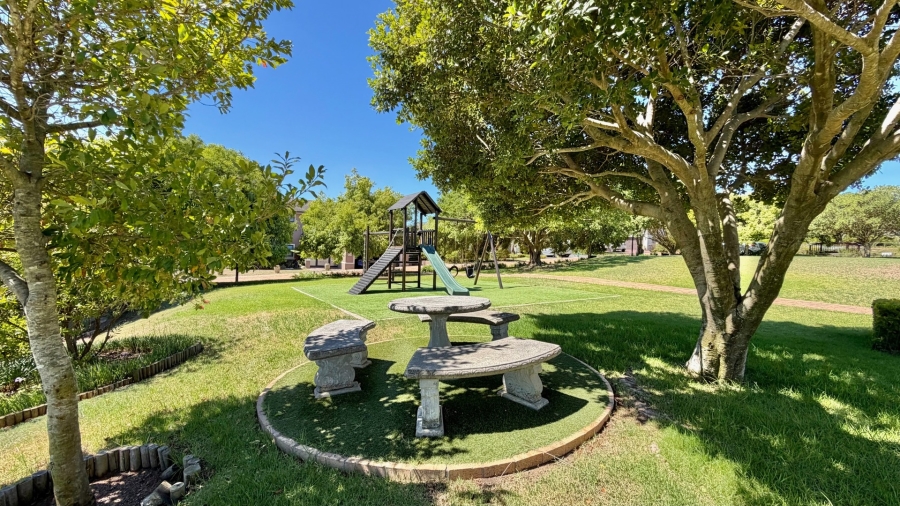 4 Bedroom Property for Sale in La Montagne Western Cape